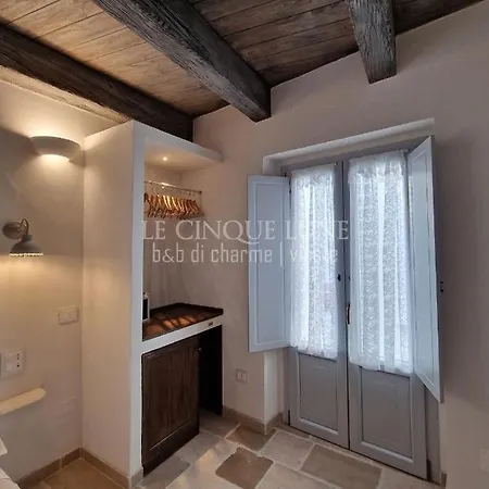 Le Cinque Lune Bed & Breakfast 4*