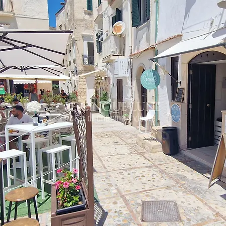 Le Cinque Lune Bed & Breakfast