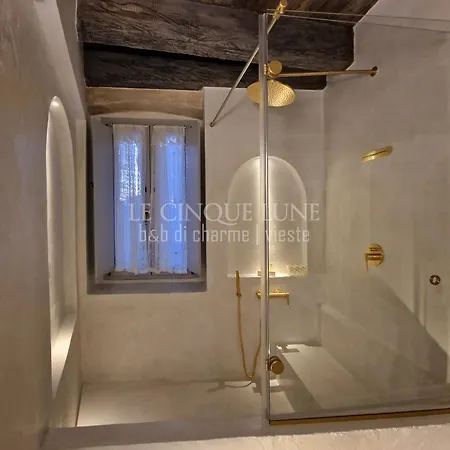 Le Cinque Lune فيستَ