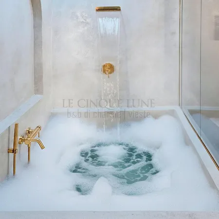 Le Cinque Lune Frühstückspension 4*