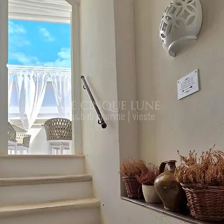 B&B Le Cinque Lune 비에스테