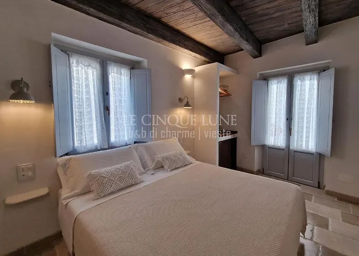 Alojamento de Acomodação e Pequeno-almoço Le Cinque Lune Vieste